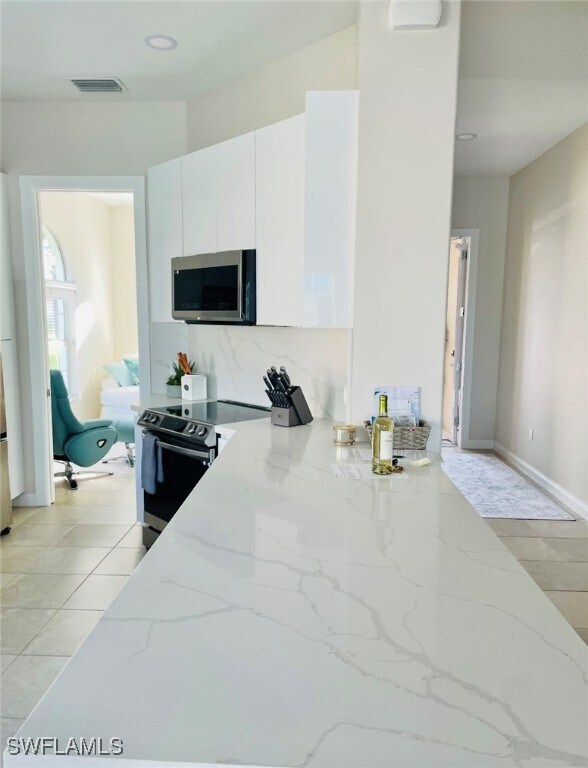 Foto del edificio - 5468 Katia Ct