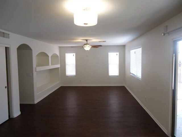 Building Photo - 12810 W Roanoke Avenue