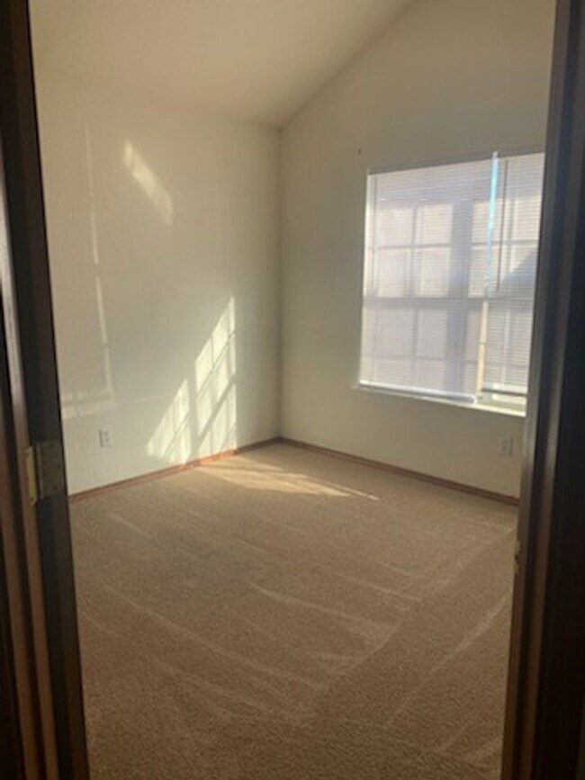 Foto del edificio - 2112 N Manning St