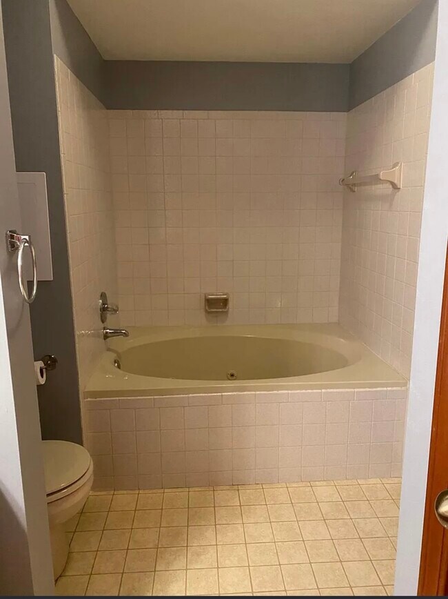 Foto del edificio - 773 Kenmare Pkwy