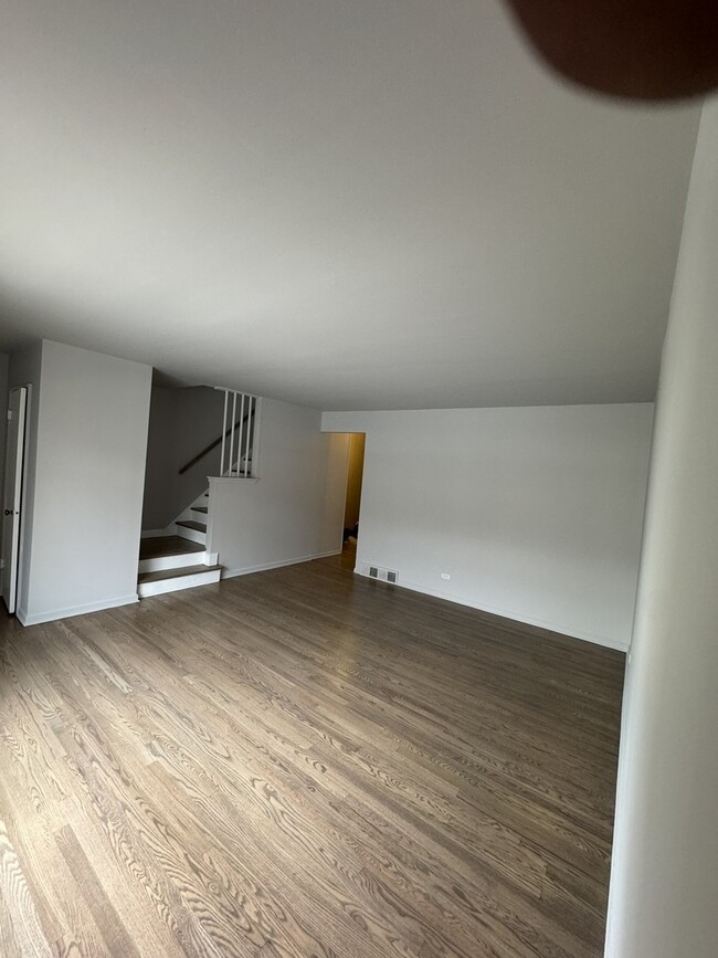 Foto del edificio - 4912 Crain St