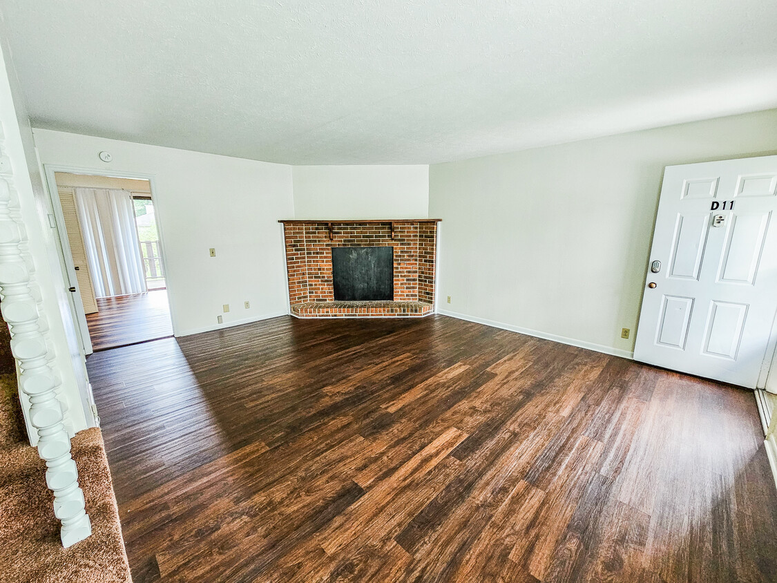Foto principal - 117 Bybee Dr