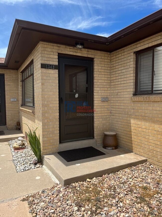 Foto del edificio - 1343 S Grant St