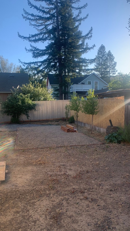 Foto del edificio - 412 N Cloverdale Blvd