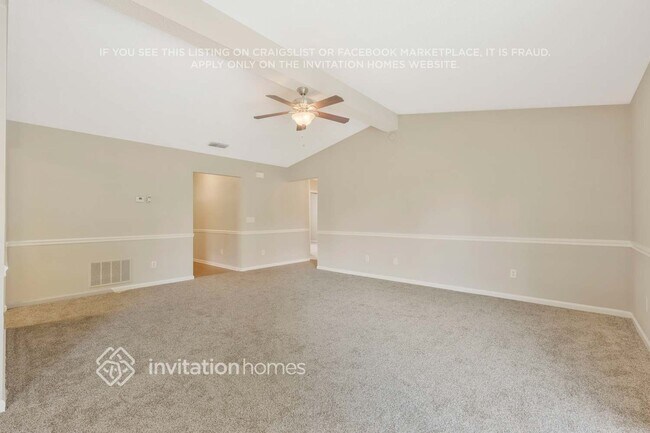 Foto del edificio - 7798 Collins Ridge Blvd