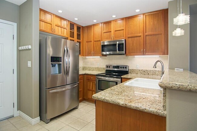 Foto del edificio - 1 Bed Plus Office on 5th Floor in Porta Si...
