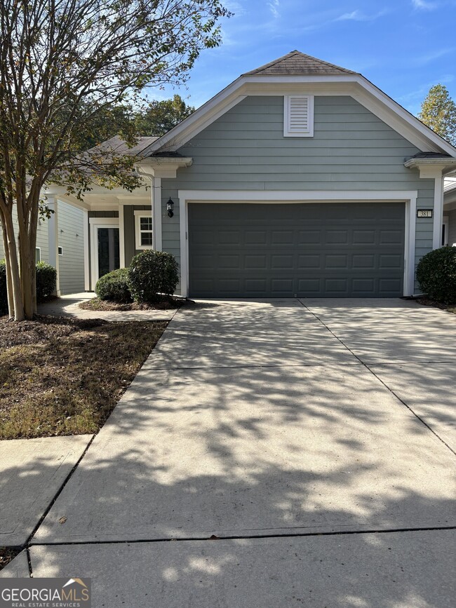 Building Photo - 381 Sandy Springs Dr