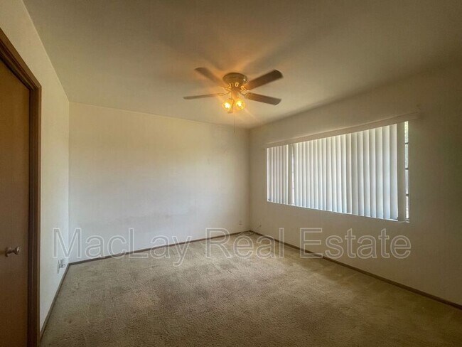 Foto del edificio - 8235 E Virginia Ave