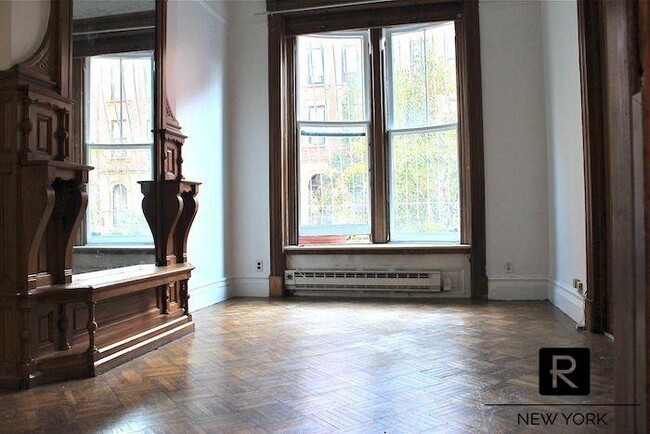Building Photo - 67 West 83rd Street