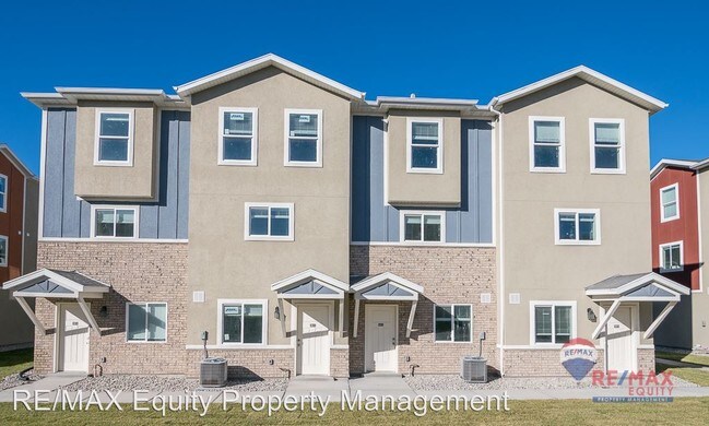 Foto del edificio - 3 br, 2.5 bath House - 67 E 630 N