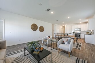 Building Photo - 3075 Clydesdale Dr
