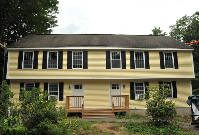 Foto del edificio - 115 High Rock Rd