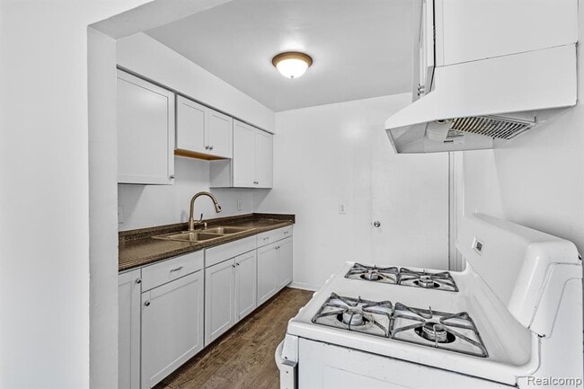 Building Photo - 534 St Maron Pl