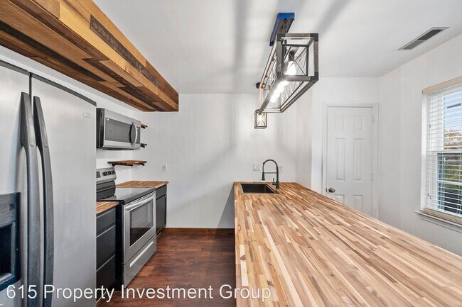 Foto del edificio - 2 br, 1.5 bath House - 714 Fox Ridge Dr