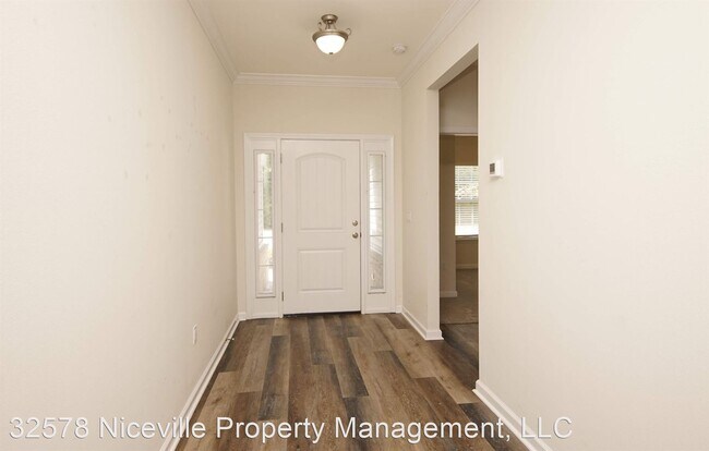 Building Photo - 4 br, 2.5 bath House - 513 Johnson St