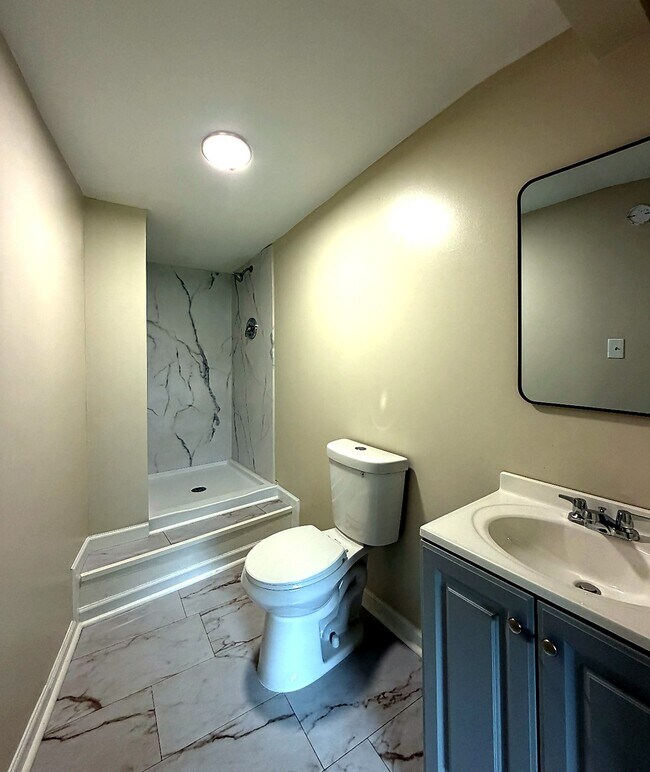 Foto del edificio - 801 Rutledge Dr