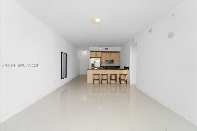 Foto del edificio - 79 SW 12th St