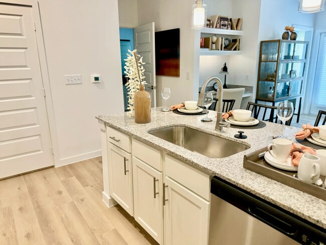 Building Photo - Lively at Cypress Creek