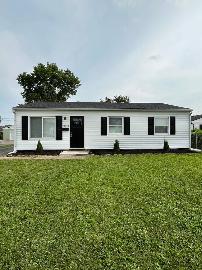 Building Photo - 2083 Penrose Dr