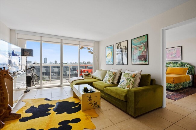 Foto del edificio - 1800 Sunset Harbour Dr