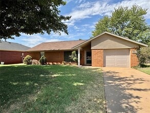 Building Photo - 153 Jami Ave