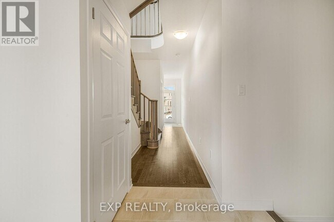 Photo du bâtiment - 25 Canvas Crescent