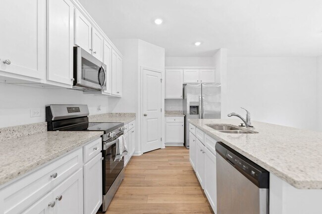 Foto del edificio - 828 Evergreen Rd