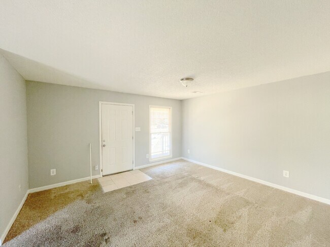 Foto del edificio - 1507 Halston Cir NW