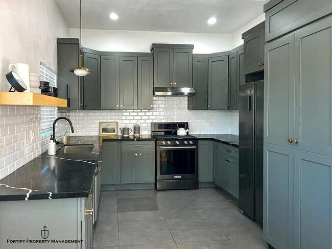 Foto del edificio - 2708 W 60th St