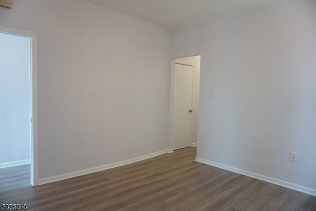 Building Photo - 124 Ridge St