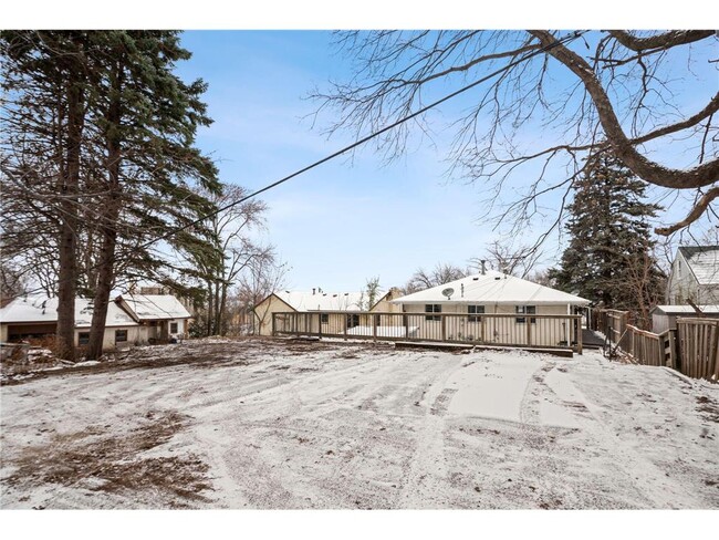Foto del edificio - 1132 40th Ave NE