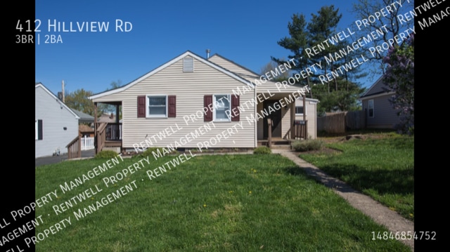 Building Photo - 3 BR, 2BA Two car parking Just renovated s...