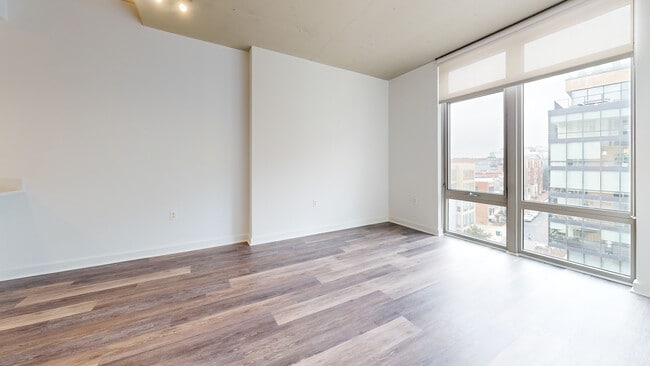 Interior Photo - View 14