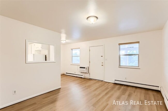 Foto del edificio - 901 S Taft Hill Rd