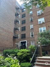 Building Photo - 120-120-85 85th St