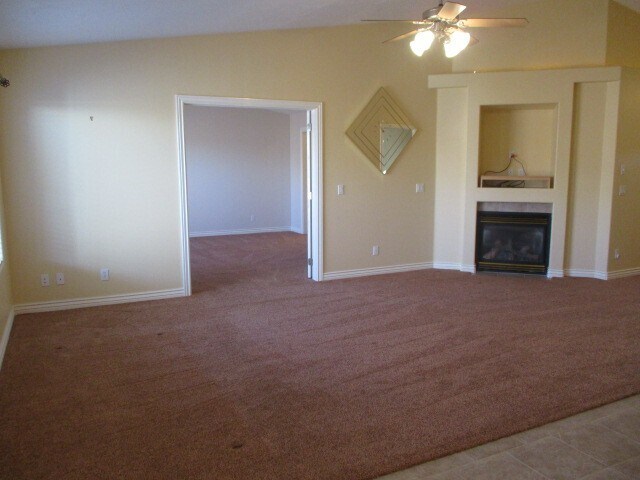 Foto del edificio - 3 bedroom, 2 bathroom condo in The Seasons