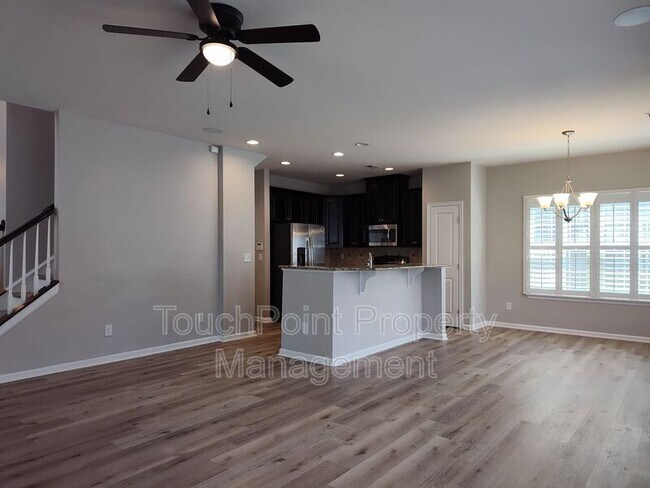 Building Photo - 2520 Alyssa Ln