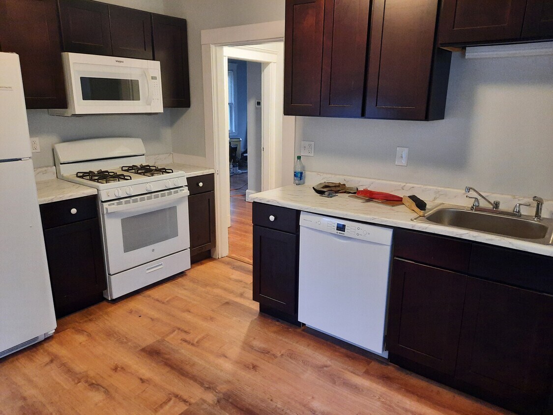 61 Dewey Rd Unit 1, Braintree, MA 02184 Apartments in Braintree, MA