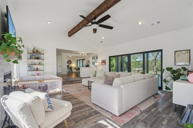 Foto del edificio - 730 Vanguard St