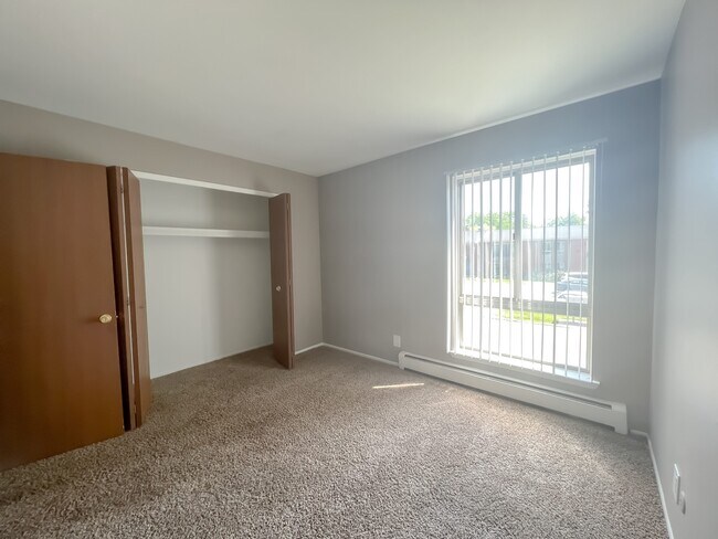 Foto del edificio - Macomb Manor - Roseville, MI