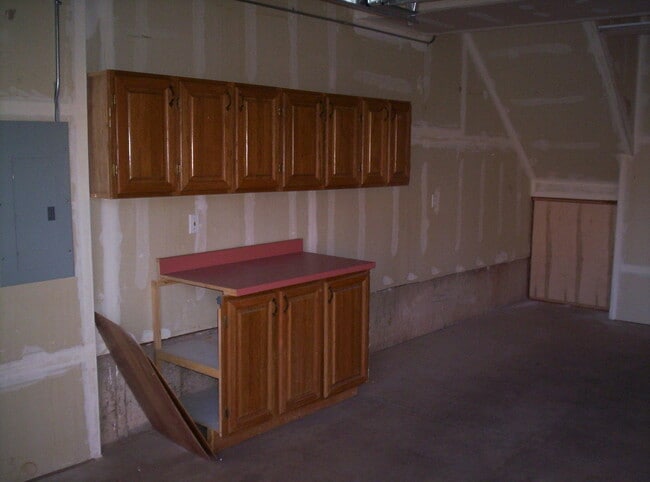 Building Photo - Manitou Springs Townhome