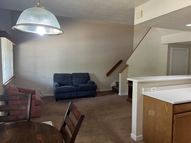 Foto del edificio - 2 Bed / 2 Bath Fort Collins Condo Near CSU with Patio & Washer/Dryer
