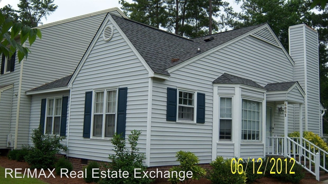 Primary Photo - 2 br, 2 bath House - 4851 Pinedale Blvd