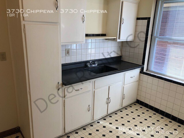 Foto del edificio - 1 Bedroom Apartment in South City