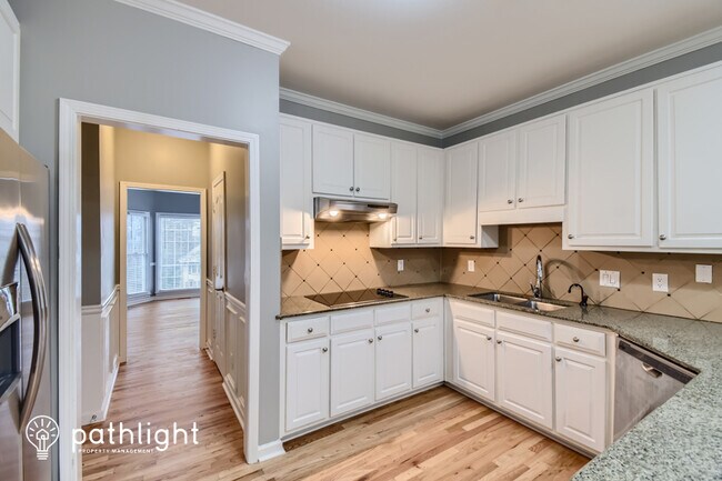 Foto del edificio - 727 Avalon Way, Peachtree City, GA, 30269