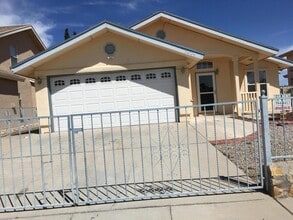 Building Photo - 5429 Roger Maris Dr