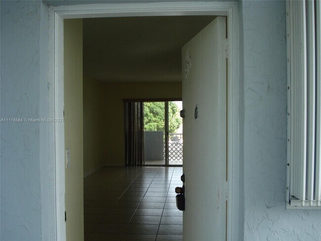 Foto del edificio - 6195 W 18th Ave