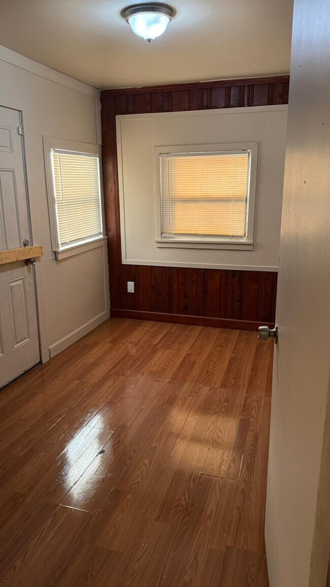 Building Photo - 14421 Marlowe St
