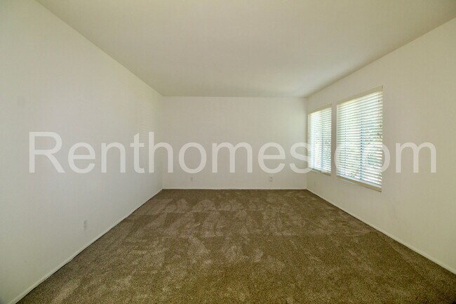 Foto del edificio - 8957 Bogata Cir