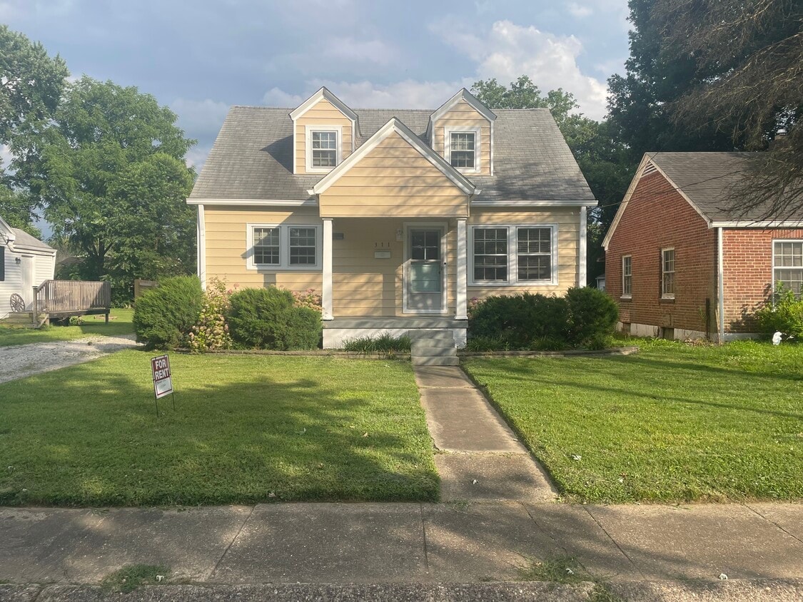 Primary Photo - 311 Knobloch Ave